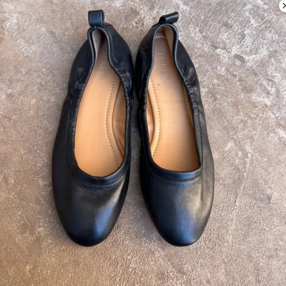 NWT!!! J Crew Lizzie Black Leather Ballet Flats Size 6.5 - Picture 1 of 9